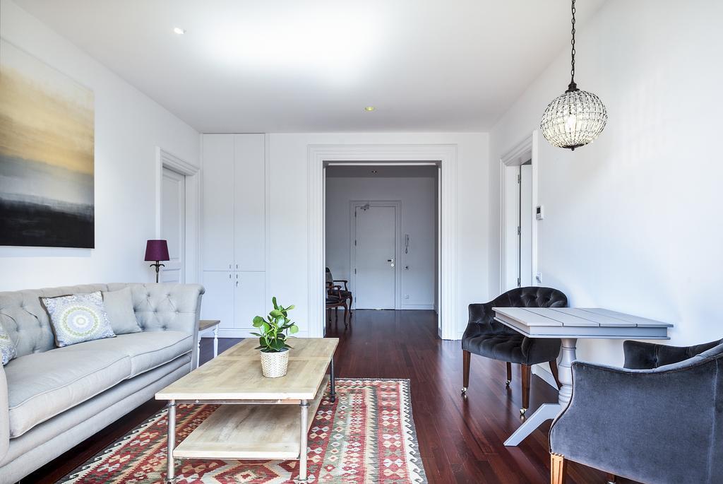 Ferienwohnung Milton House Gran Via Barcelona Exterior foto