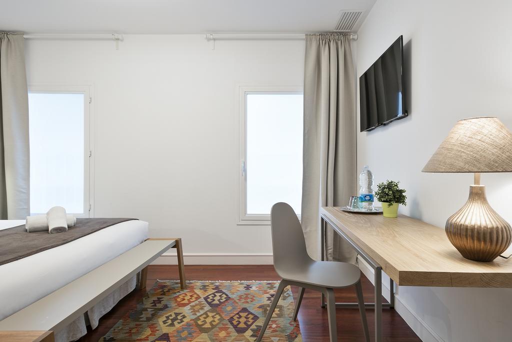 Ferienwohnung Milton House Gran Via Barcelona Exterior foto